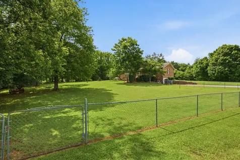 5606 Hopewell Road Springfield TN 37172