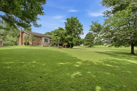 5606 Hopewell Road Springfield TN 37172