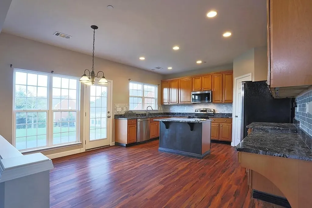 2004 Universe Court Nolensville TN 37135