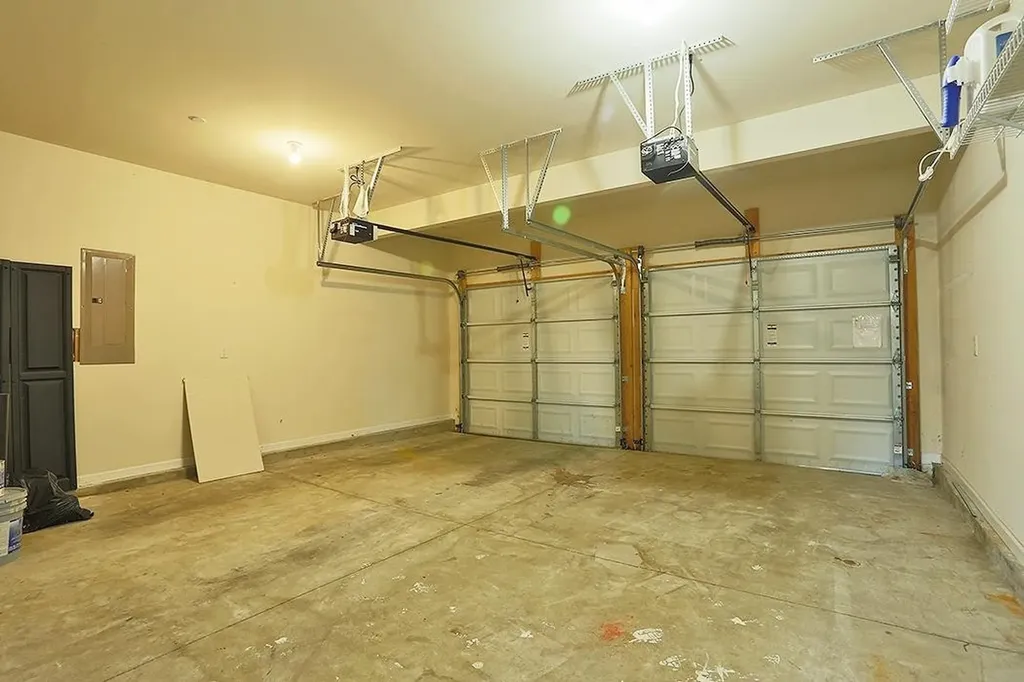 2004 Universe Court Nolensville TN 37135
