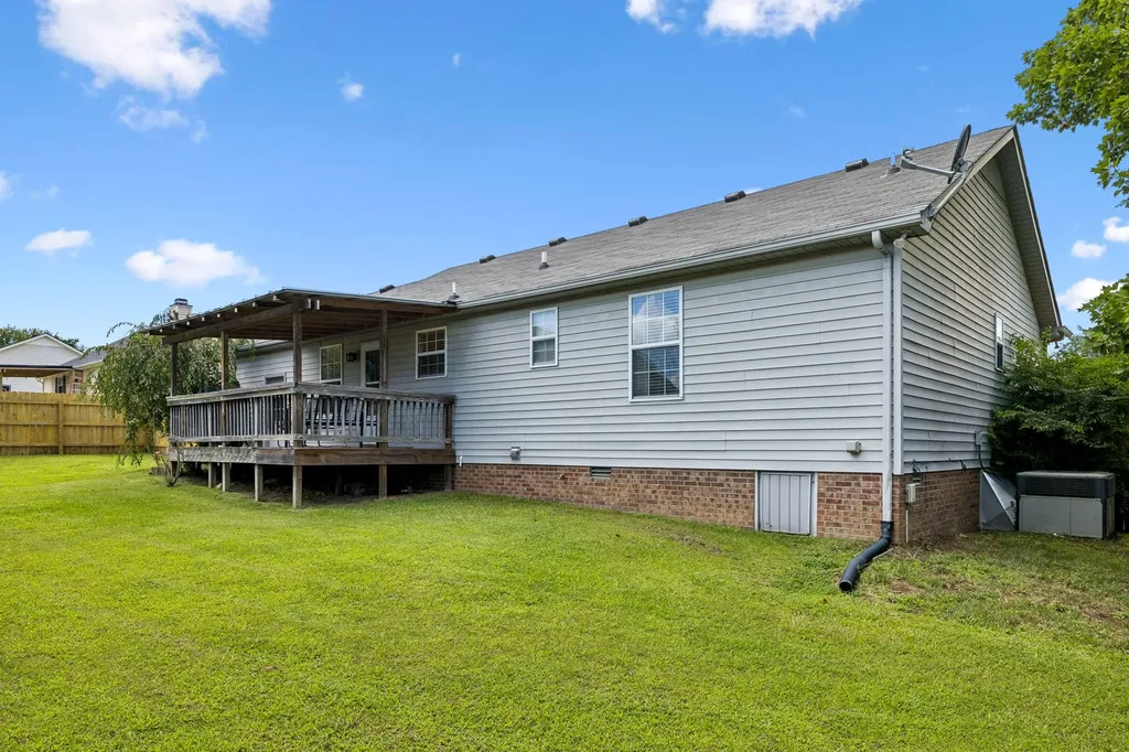 2029 Patricia Drive Greenbrier TN 37073