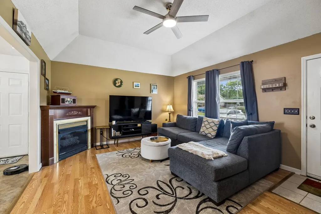 2029 Patricia Drive Greenbrier TN 37073