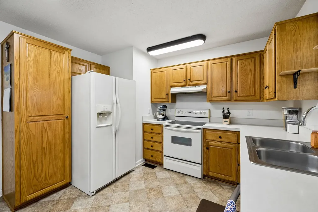 2029 Patricia Drive Greenbrier TN 37073