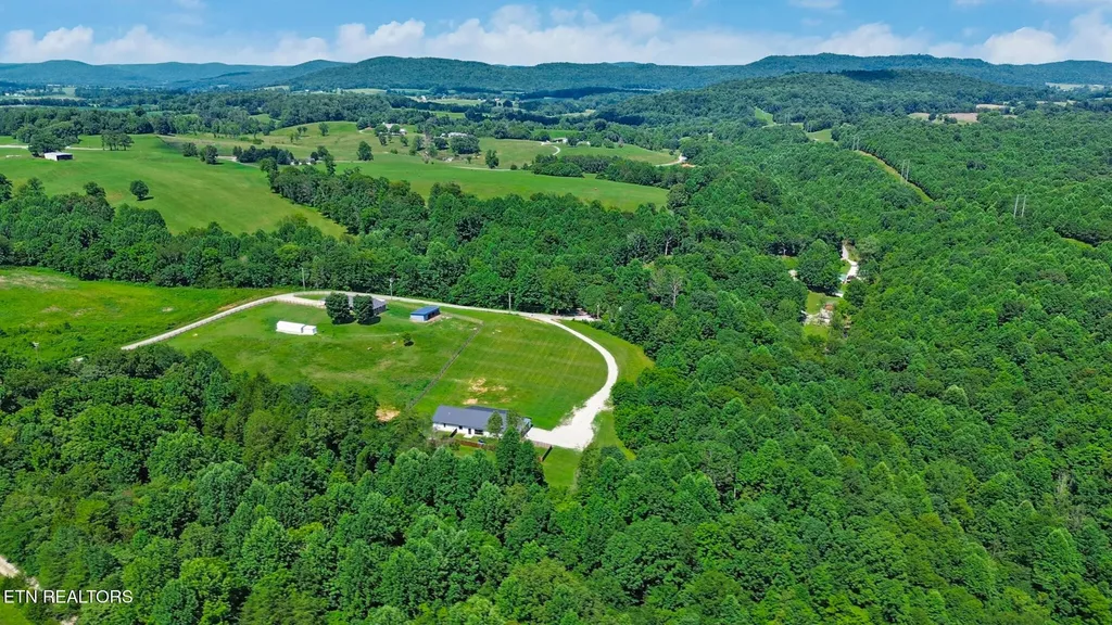 2175 N Lick Creek Road Byrdstown TN 38549