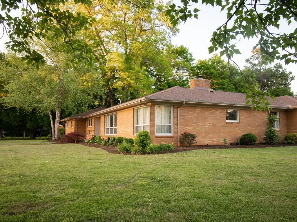 802 Shawnee Drive Murfreesboro TN 37130
