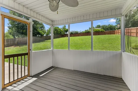 107 Camden Ct, N Hendersonville TN 37075