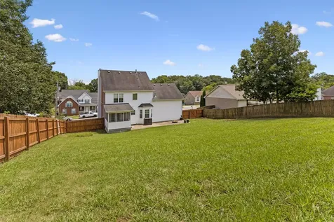 107 Camden Ct, N Hendersonville TN 37075
