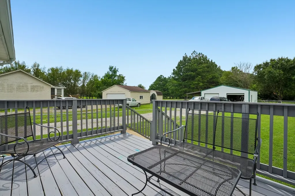 109 Eagle Creek Christiana TN 37037