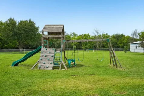 109 Eagle Creek Christiana TN 37037