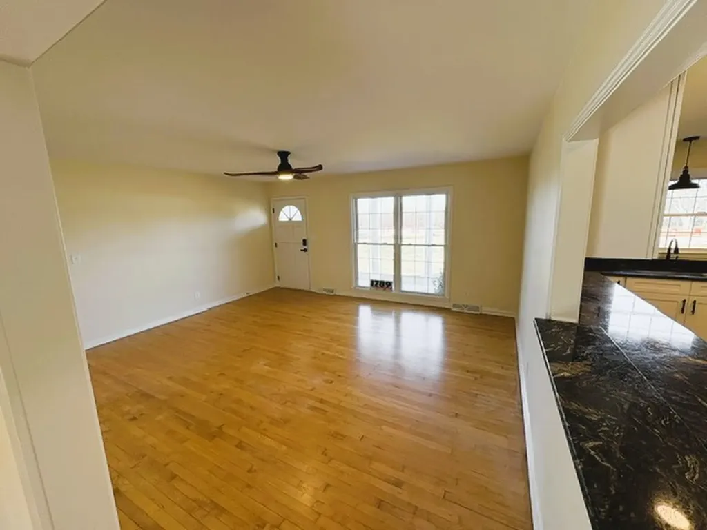 1789 Hartsville Pike Lebanon TN 37087