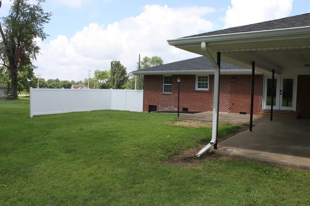 1789 Hartsville Pike Lebanon TN 37087