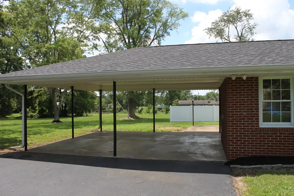 1789 Hartsville Pike Lebanon TN 37087
