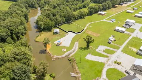 360 Jett Drive Clifton TN 38425
