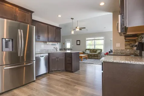 144 Tomahawk Point Clarksville TN 37040