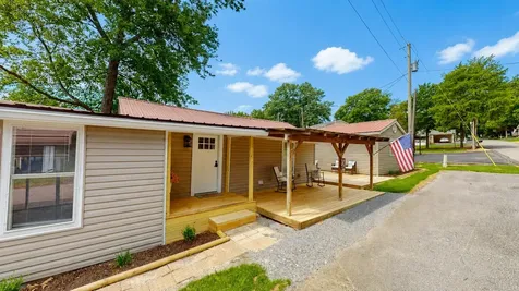 146 Lakeshore Drive Springville TN 38256