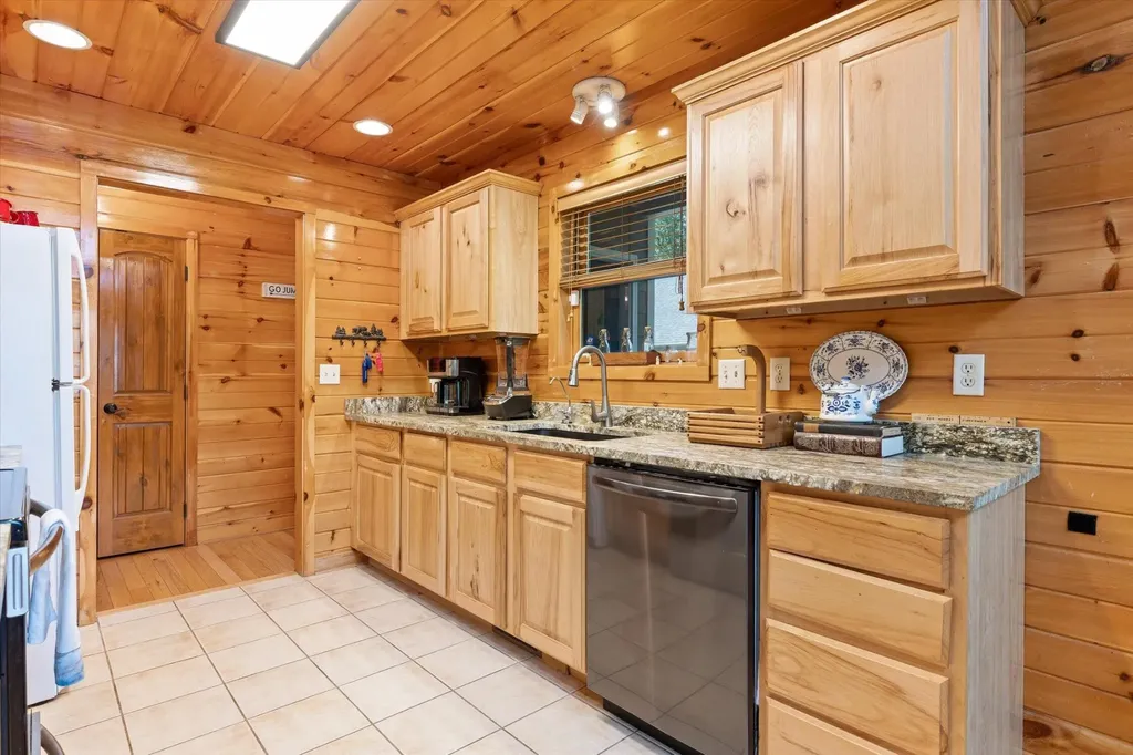 13123 Eldridge Road Harrison TN 37341
