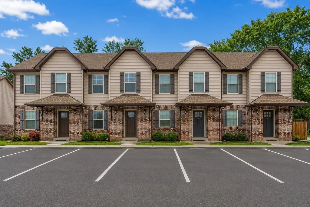 1761 Spring Water Drive Clarksville TN 37040