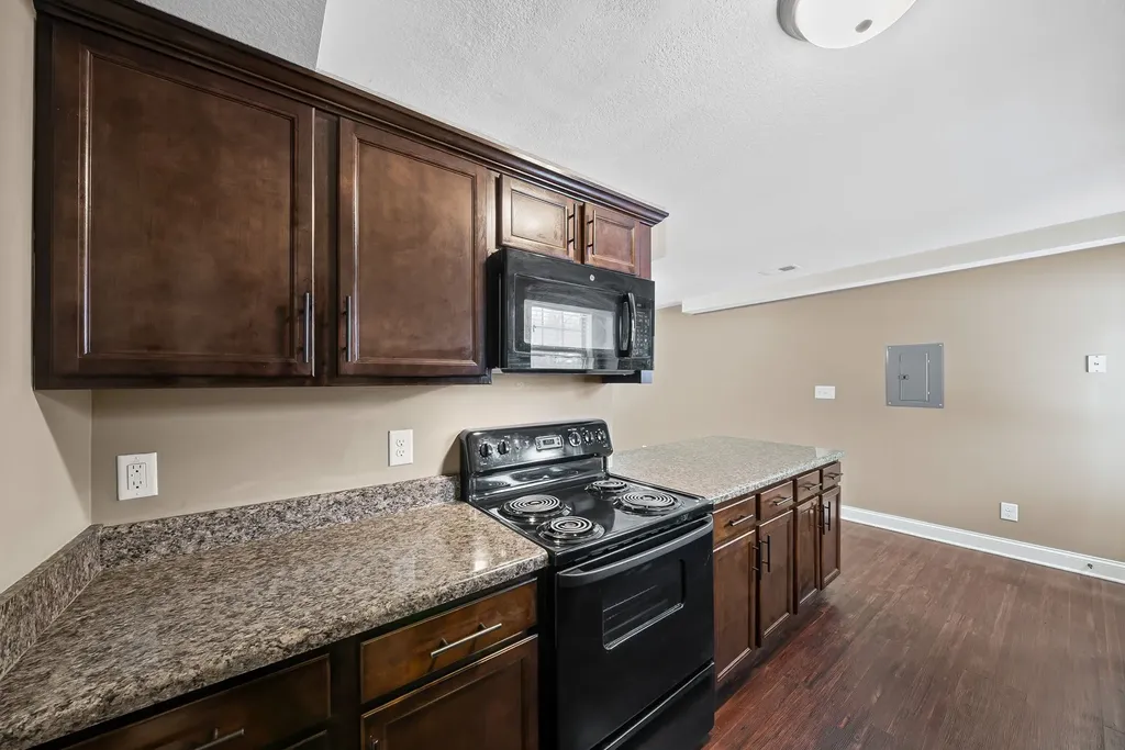 1761 Spring Water Drive Clarksville TN 37040