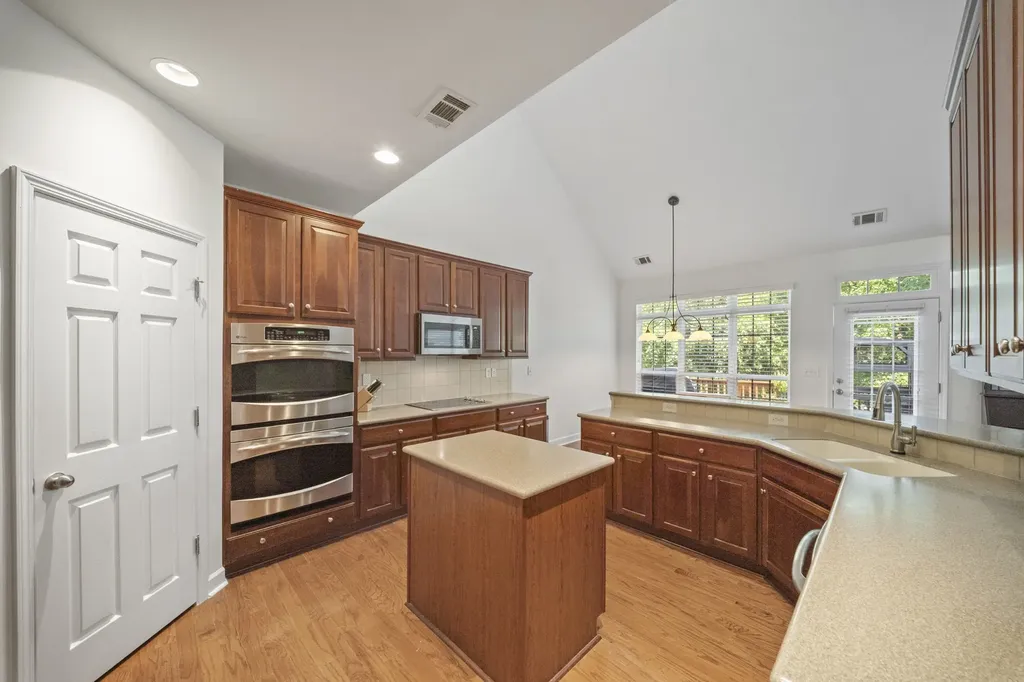 1487 Red Oak Drive Brentwood TN 37027
