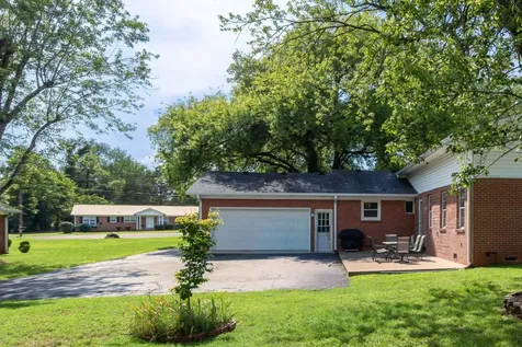 2010 Sanders Court Murfreesboro TN 37129