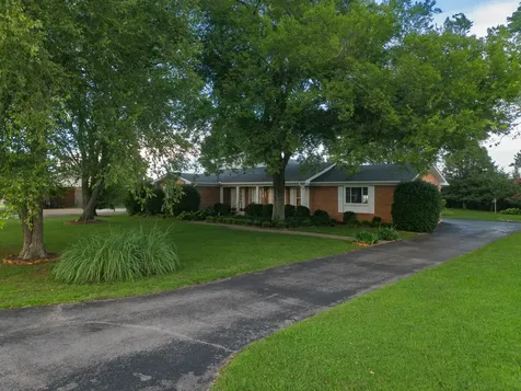 2010 Sanders Court Murfreesboro TN 37129
