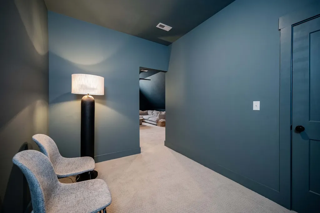 2005 Pleasant Cove Nashville TN 37214