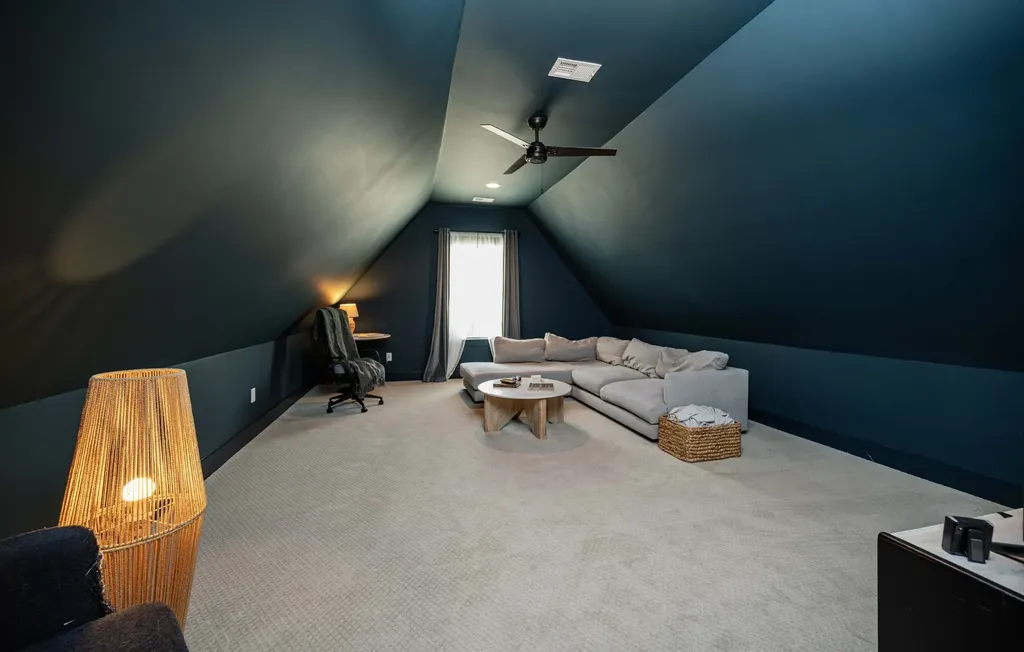 2005 Pleasant Cove Nashville TN 37214