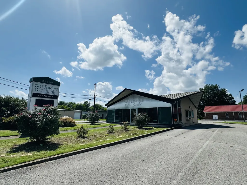 412 W Lincoln Street Tullahoma TN 37388