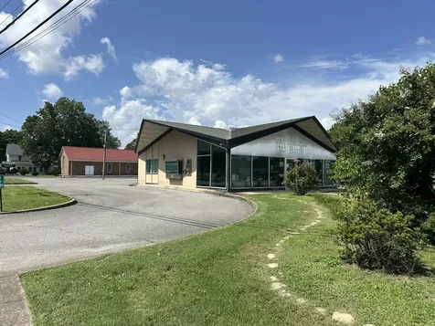 412 W Lincoln Street Tullahoma TN 37388