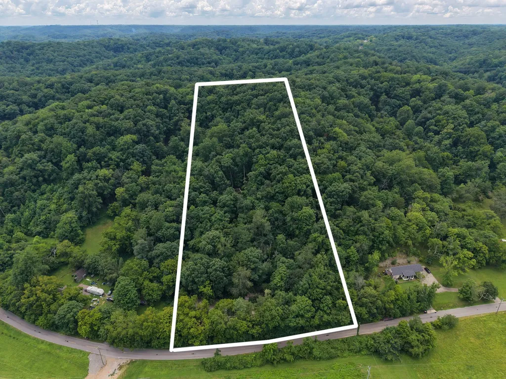 2481 Tinnin Road Goodlettsville TN 37072
