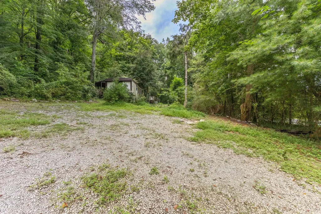 2481 Tinnin Road Goodlettsville TN 37072