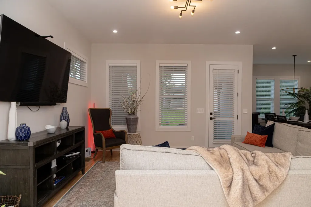434 Westboro Drive Nashville TN 37209