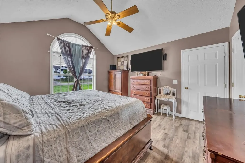 108 Boardwalk Way Shelbyville TN 37160