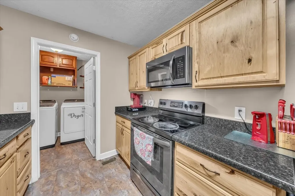 108 Boardwalk Way Shelbyville TN 37160