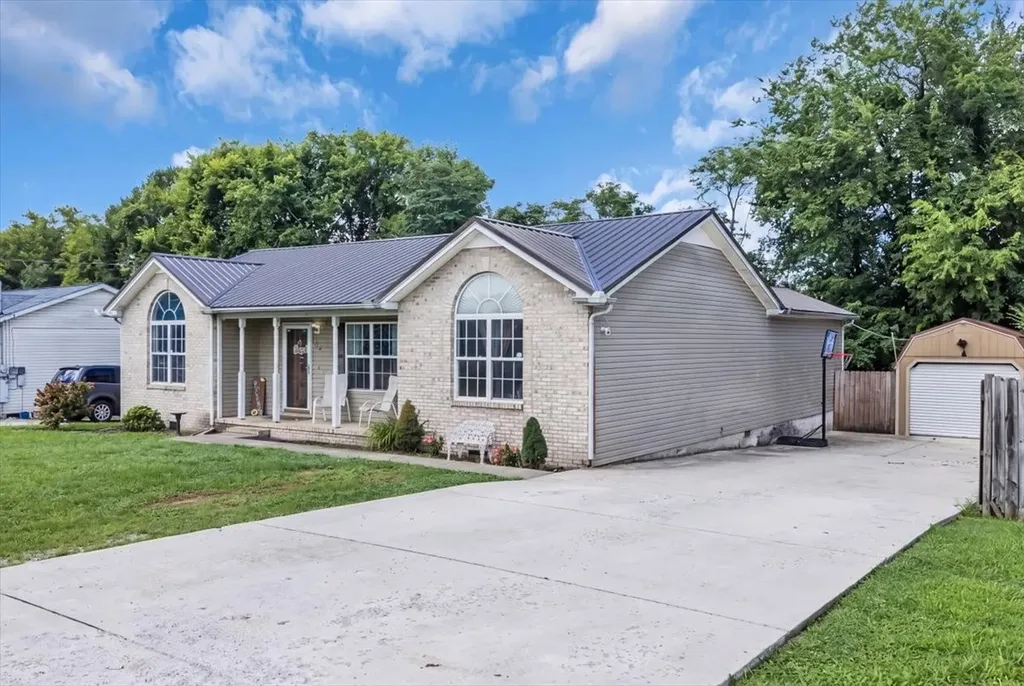 108 Boardwalk Way Shelbyville TN 37160