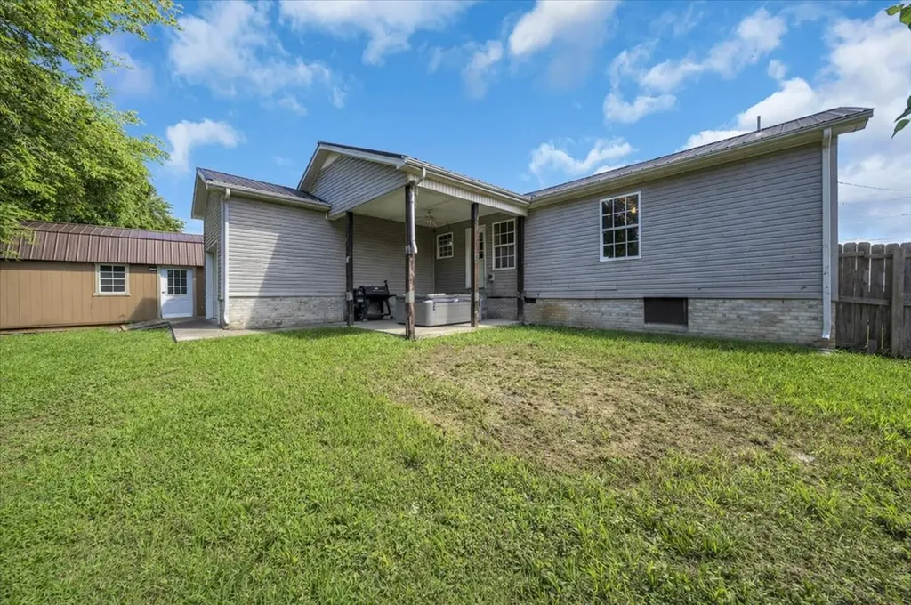 108 Boardwalk Way Shelbyville TN 37160