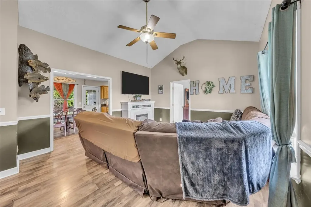 108 Boardwalk Way Shelbyville TN 37160