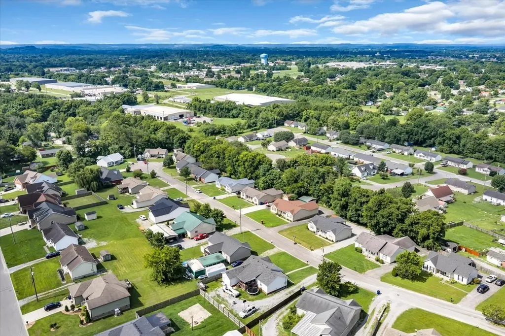 108 Boardwalk Way Shelbyville TN 37160