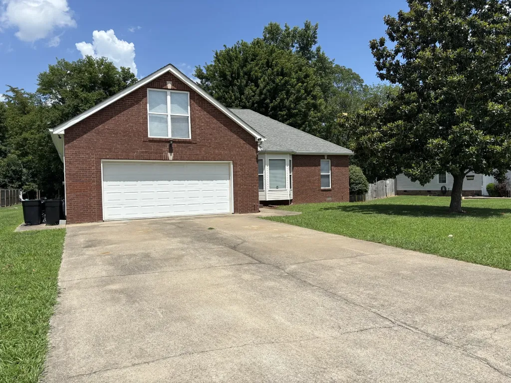 847 Isaac Drive Clarksville TN 37040