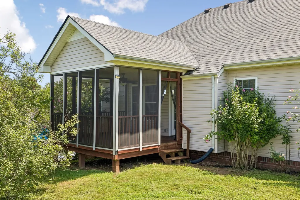 256 Dixie Lane Pleasant View TN 37146