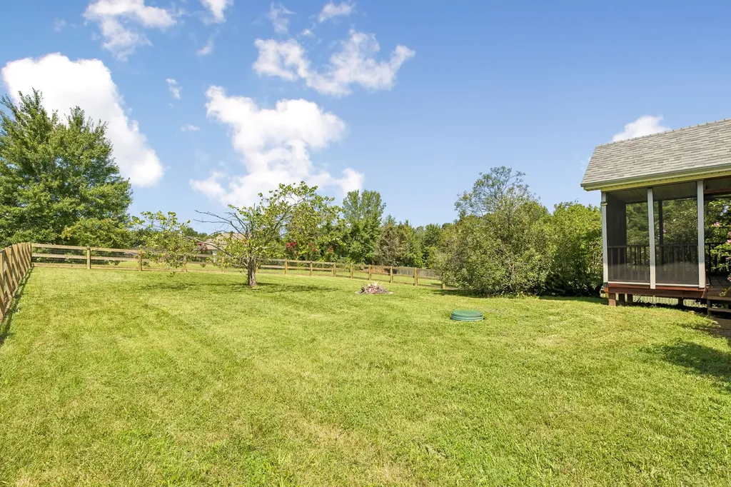 256 Dixie Lane Pleasant View TN 37146