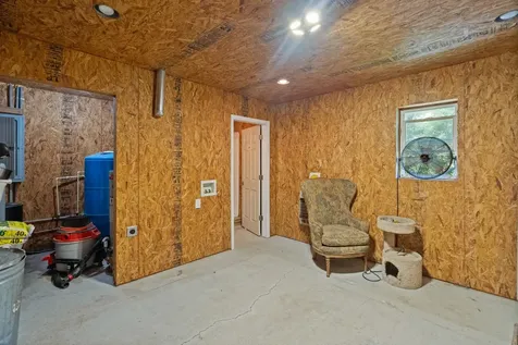 1370 Leatherwood Road White Bluff TN 37187