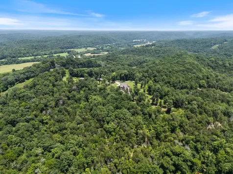 1370 Leatherwood Road White Bluff TN 37187