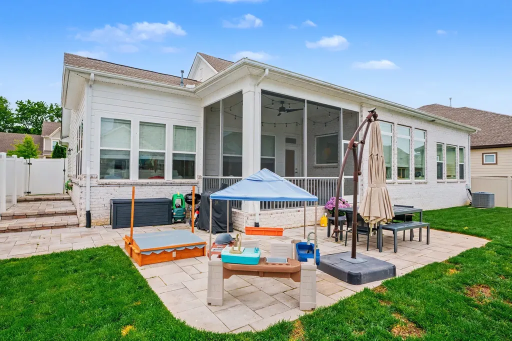 141 Ashington Circle Hendersonville TN 37075