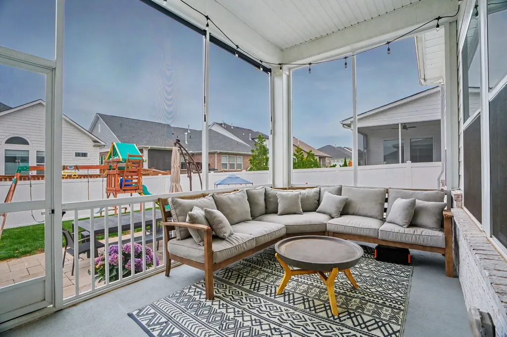 141 Ashington Circle Hendersonville TN 37075