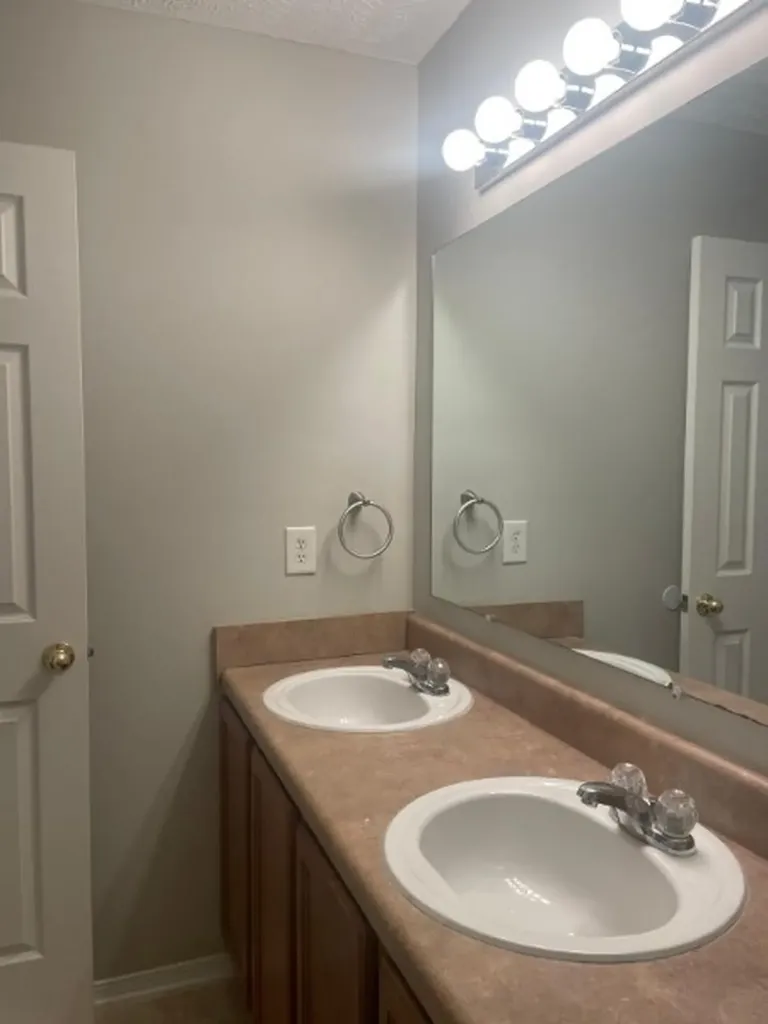 2722 Sutherland Drive Thompsons Station TN 37179