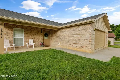 2947 Country Meadows Lane Maryville TN 37803