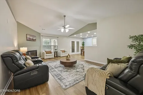 2947 Country Meadows Lane Maryville TN 37803