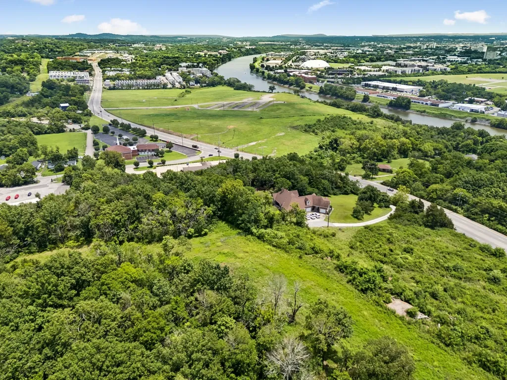 2439 Buena Vista Pike Nashville TN 37218