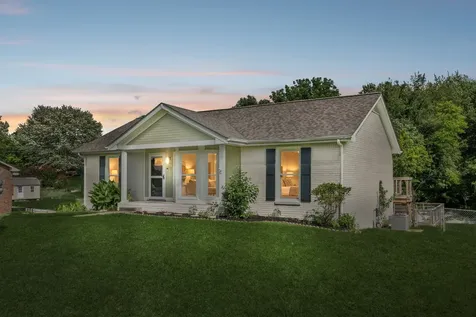 1990 Waywick Drive Clarksville TN 37043